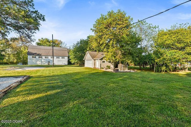 9677 State Hwy 96, Carthage, MO 64836