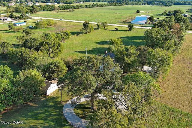 9677 State Hwy 96, Carthage, MO 64836