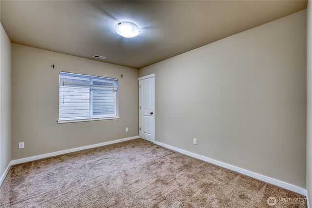 10330 White Deer Place, Silverdale, WA 98383