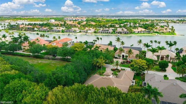 18580 Verona Lago DR, Miromar Lakes, FL 33913