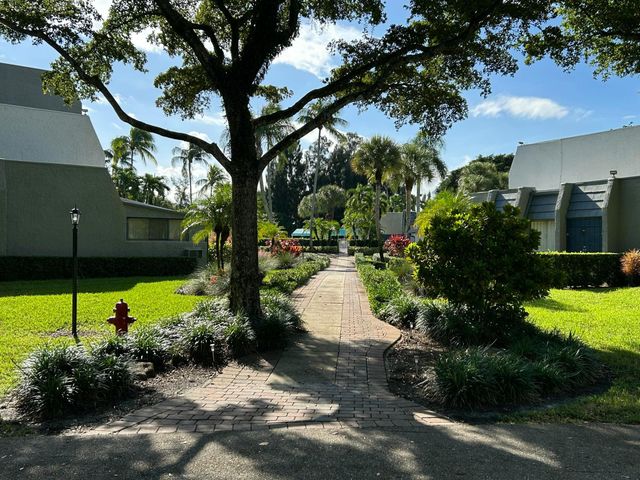 4801 Esedra Court 104, Lake Worth, FL 33467