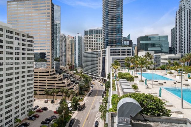 950 Brickell Bay Drive 1211, Miami, FL 33131