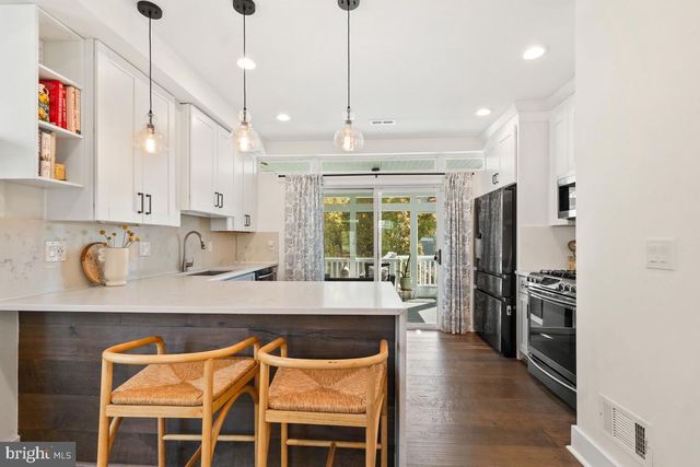 5337 5TH ST NW, Washington, DC 20011