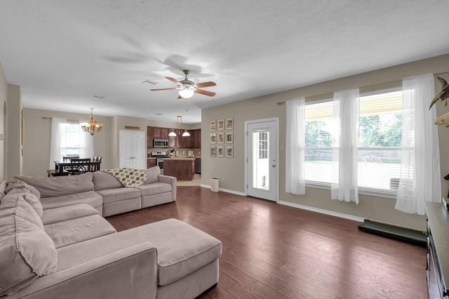 409 Mildred Street, Cleveland, TX 77328