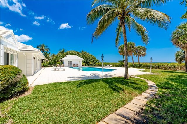 1916 Ocean Drive, Vero Beach, FL 32963