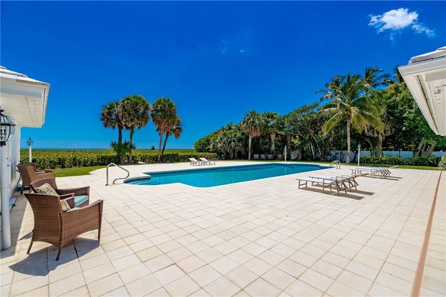 1916 Ocean Drive, Vero Beach, FL 32963