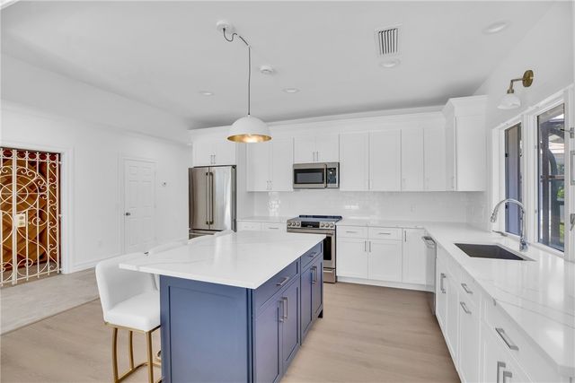 1916 Ocean Drive, Vero Beach, FL 32963