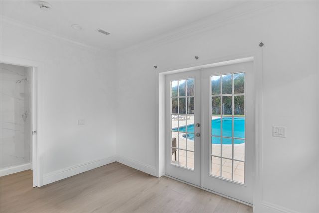 1916 Ocean Drive, Vero Beach, FL 32963