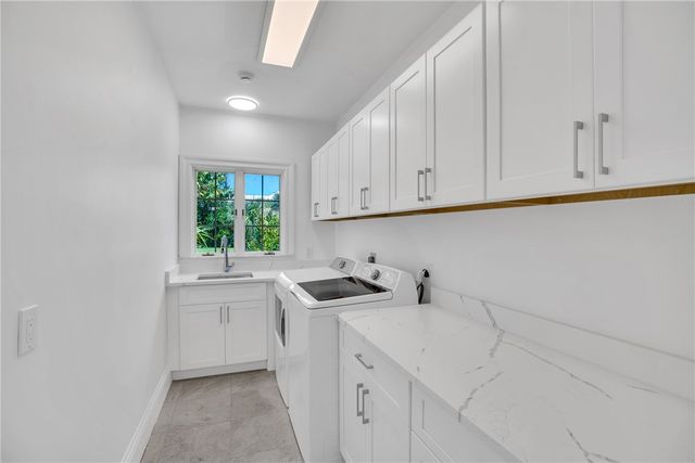 1916 Ocean Drive, Vero Beach, FL 32963