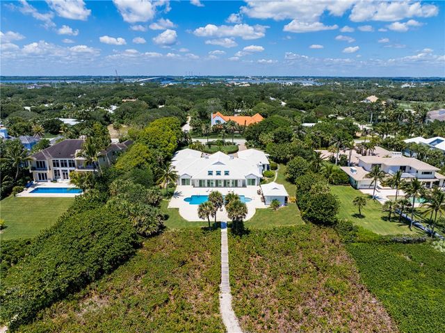1916 Ocean Drive, Vero Beach, FL 32963