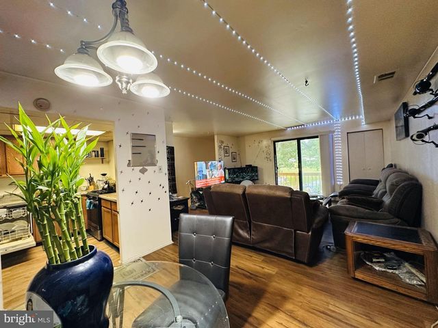 7525 CALVERT ST, Philadelphia, PA 19152