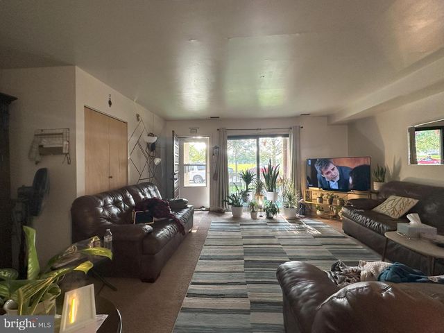 7525 CALVERT ST, Philadelphia, PA 19152