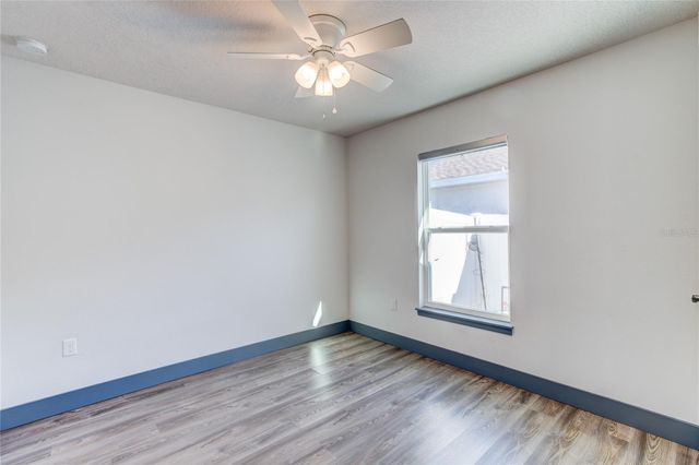 1078 E PIERCE AVENUE, Orlando, FL 32809