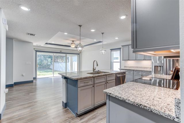 1078 E PIERCE AVENUE, Orlando, FL 32809