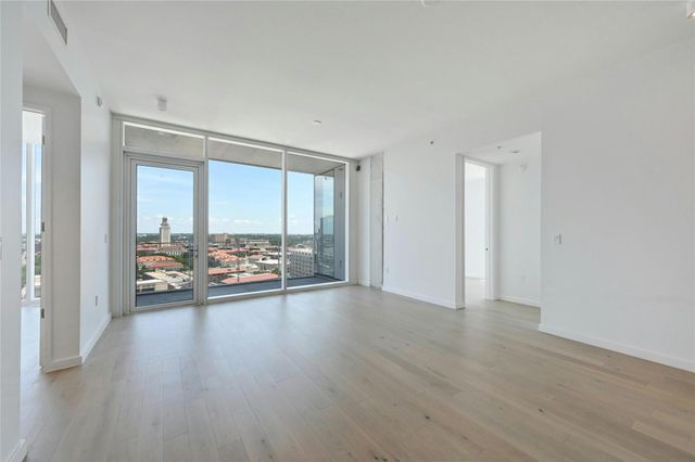 313 W 17th ST 2501, Austin, TX 78701