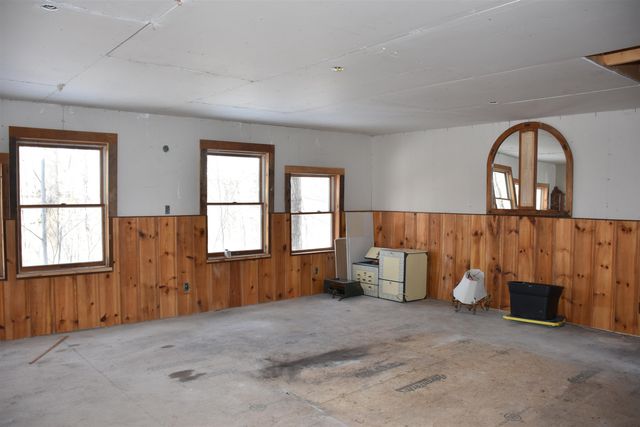 397 Winch Hill Extension, Roxbury, VT 05663