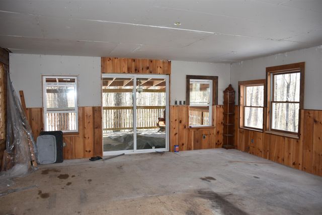 397 Winch Hill Extension, Roxbury, VT 05663