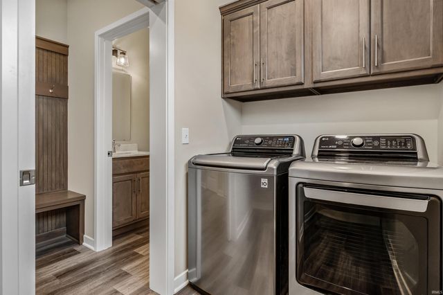 14379 Whisper Rock Boulevard, Fort Wayne, IN 46845