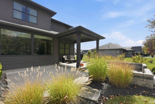 14379 Whisper Rock Boulevard, Fort Wayne, IN 46845