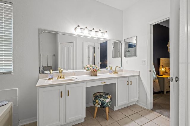 22633 MARSH WREN DRIVE, Land O Lakes, FL 34639