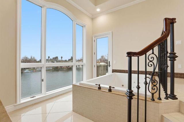 3604 Agneta Ct, Elk Grove, CA 95758