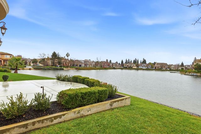 3604 Agneta Ct, Elk Grove, CA 95758