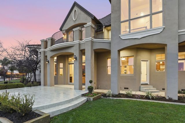 3604 Agneta Ct, Elk Grove, CA 95758