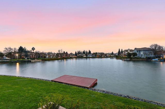 3604 Agneta Ct, Elk Grove, CA 95758