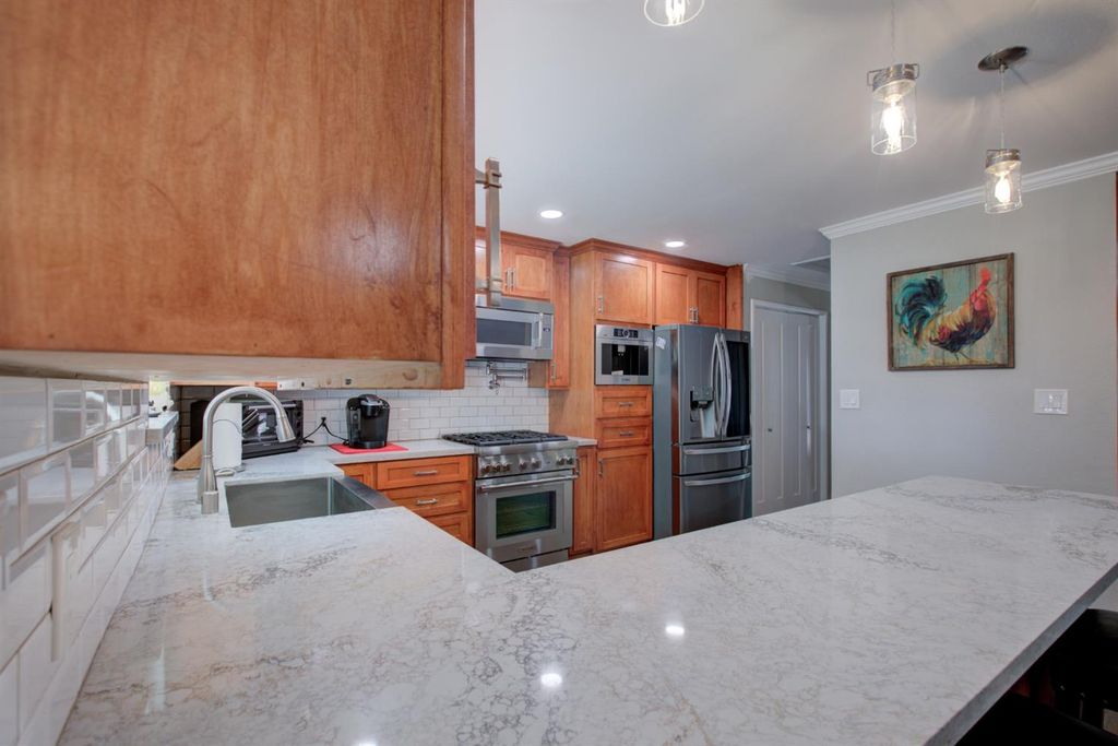 Image 12 of property listing at 1750 1st Street, Atwater, CA 95301