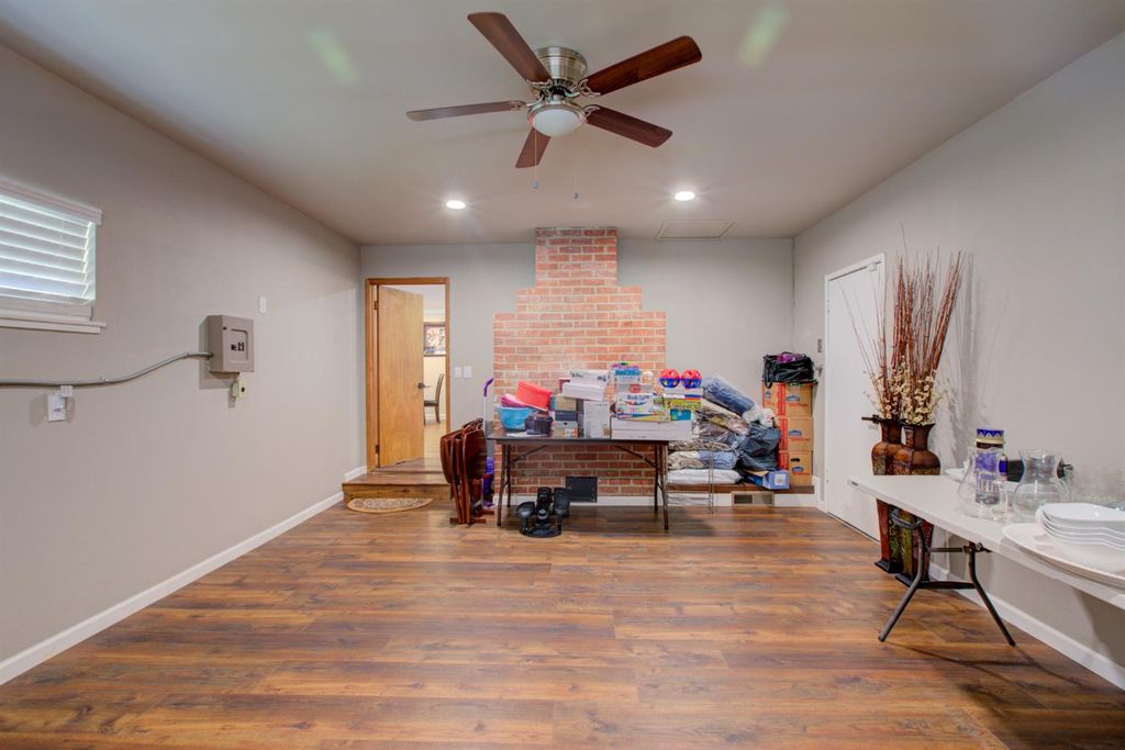 Image 21 of property listing at 1750 1st Street, Atwater, CA 95301