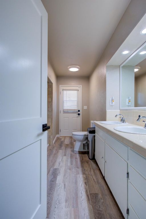 Image 31 of property listing at 1750 1st Street, Atwater, CA 95301