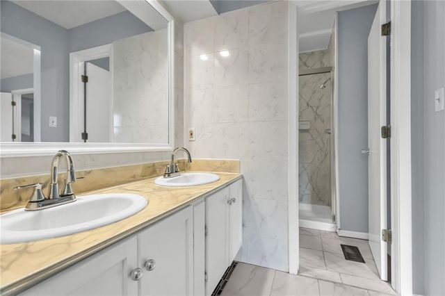 12736 W 108th Street, Overland Park, KS 66210