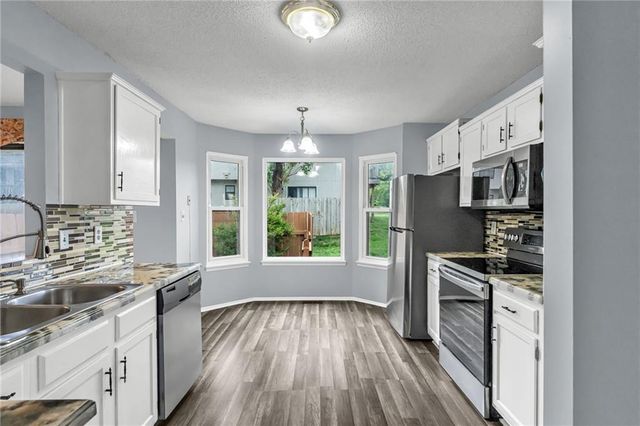 12736 W 108th Street, Overland Park, KS 66210