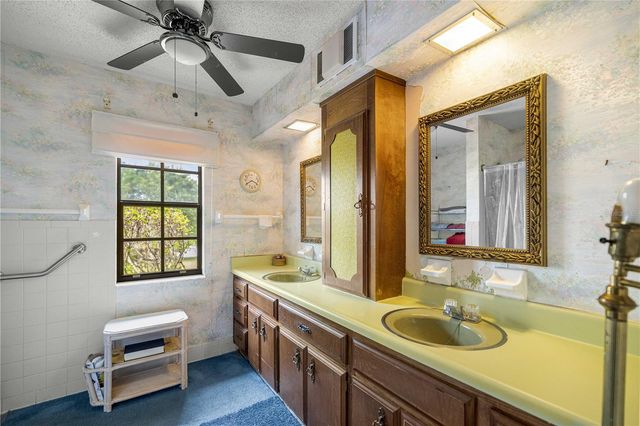 4315 SE 10TH PLACE, Ocala, FL 34471