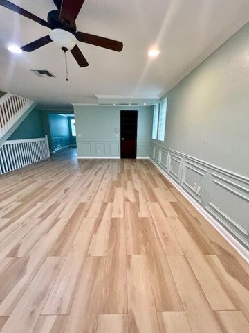 1727 San Benito Way 8, West Palm Beach, FL 33401