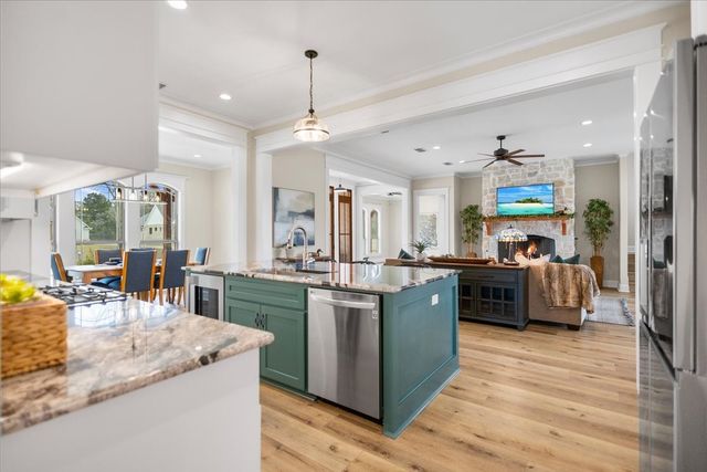 112 Ryder Cup Trail, Hideaway, TX 75771