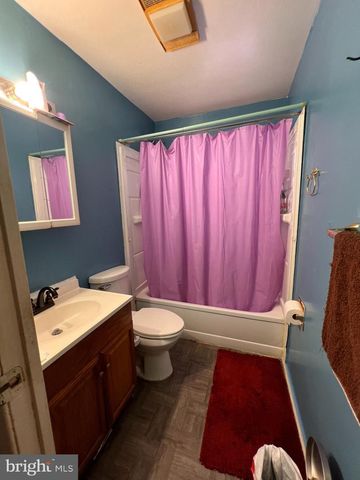 8804 MCHENRY LN, Lanham, MD 20706