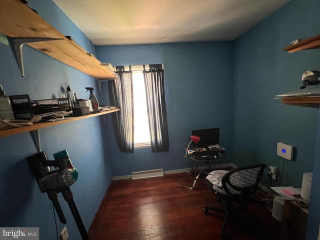 8804 MCHENRY LN, Lanham, MD 20706