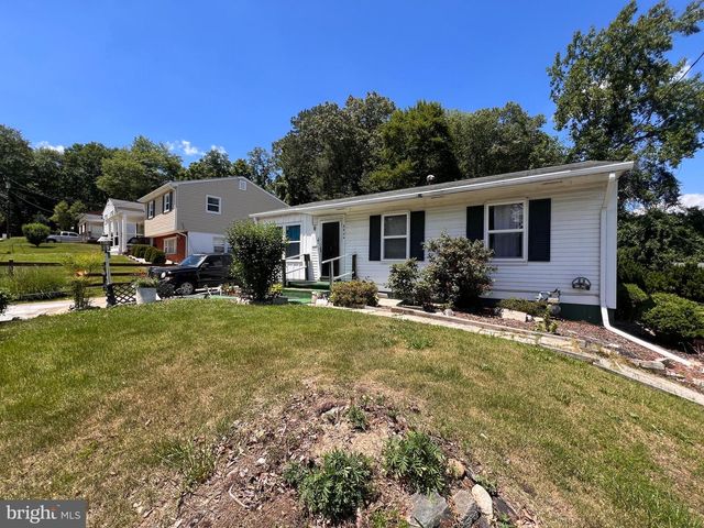 8804 MCHENRY LN, Lanham, MD 20706