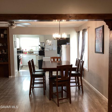 44014 Fern Avenue, Lancaster, CA 93534