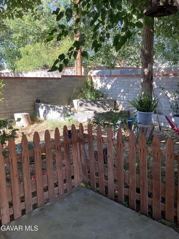 44014 Fern Avenue, Lancaster, CA 93534