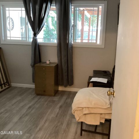 44014 Fern Avenue, Lancaster, CA 93534