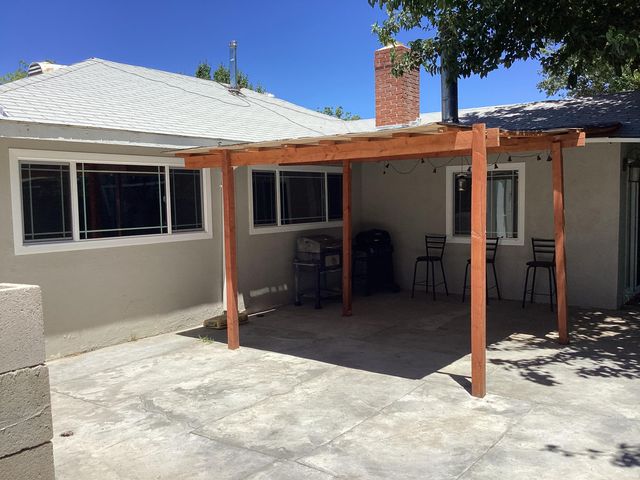 44014 Fern Avenue, Lancaster, CA 93534