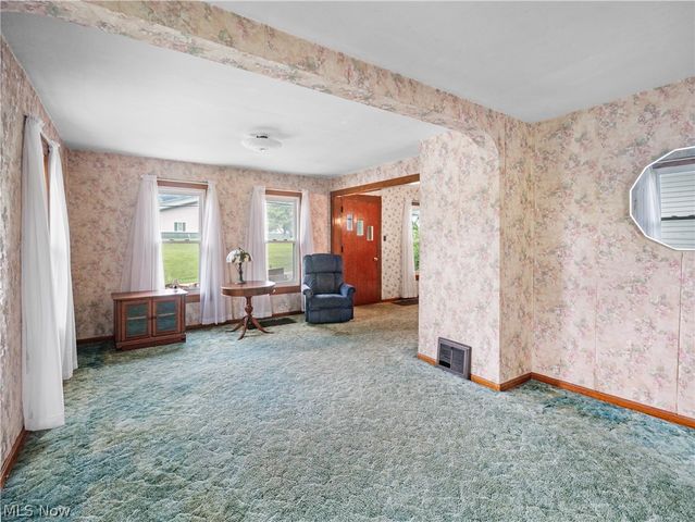 3010 Wadsworth Road, Norton, OH 44203