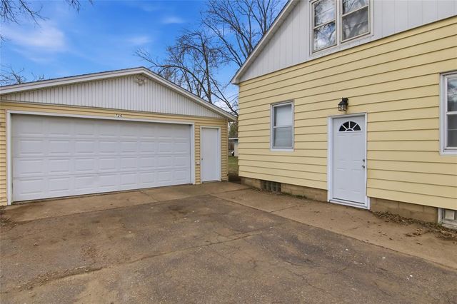 726 Herbert Street, Chippewa Falls, WI 54729