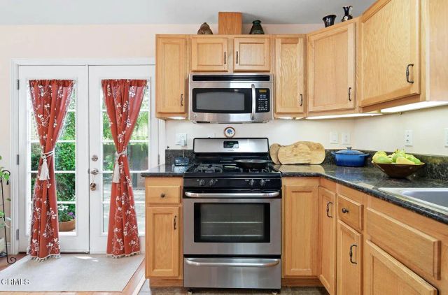 8950 Oswego Street, Sunland, CA 91040