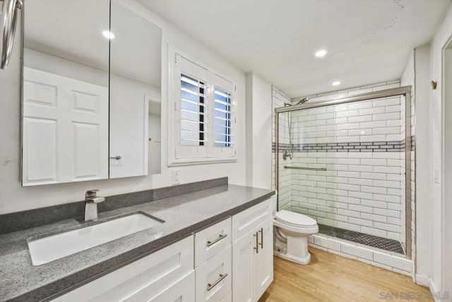 8362 Via Sonoma c, La Jolla, CA 92037