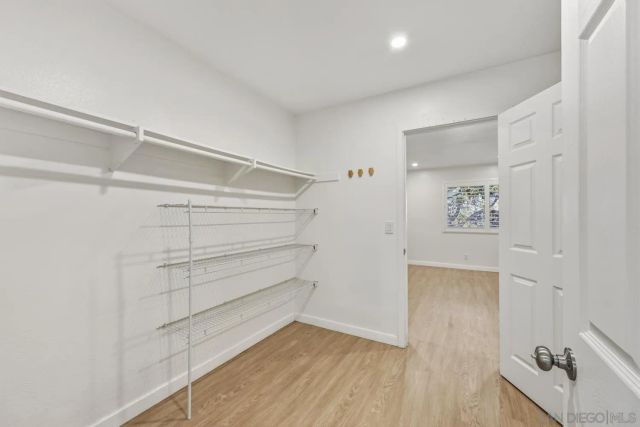 8362 Via Sonoma c, La Jolla, CA 92037