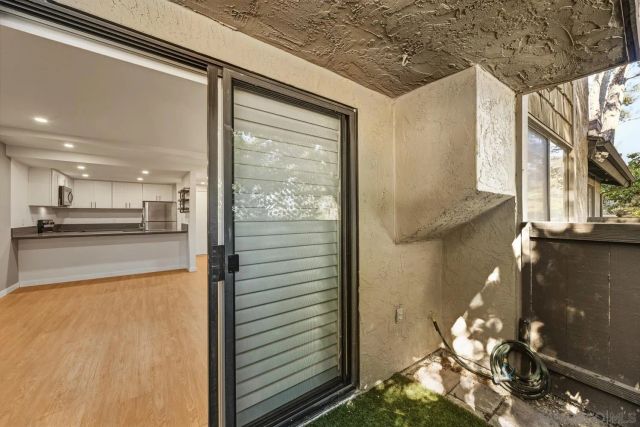 8362 Via Sonoma c, La Jolla, CA 92037