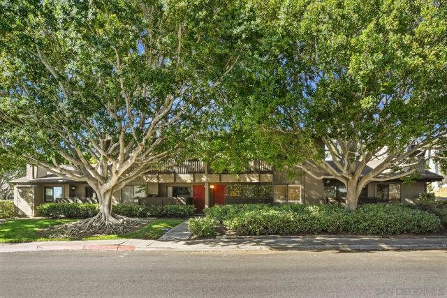 8362 Via Sonoma c, La Jolla, CA 92037